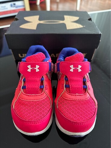 Under Armour 23,5 numara