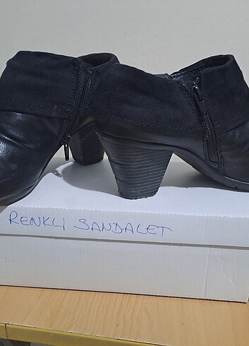 Deichmann Siyah bot