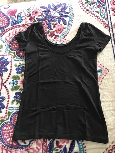 siyah tshirt