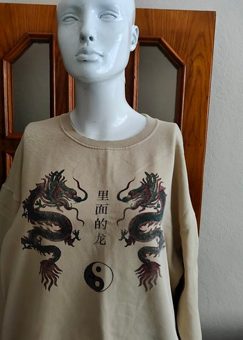 Sweatshirt