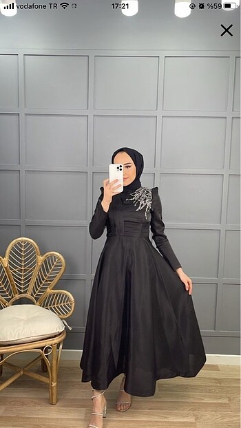 Saten taşlı abiye