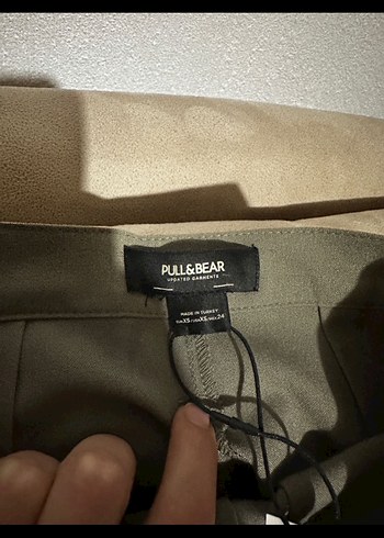 Kadın Haki Kumaş Pantolon PULL&BEAR - Görsel 4