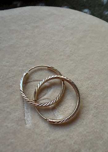 Altın Renkli Midi Halka Küpeler 14 ayar - Görsel 2