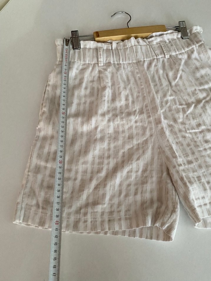 Beyaz Pilili Keten stamina Mini Şort - Görsel 4