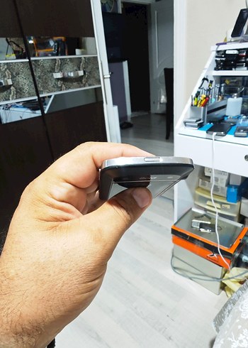 Siyah BlackBerry QWERTY Telefon - Görsel 3