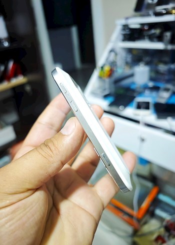 Beyaz BlackBerry Q10 Klavyeli Telefon - Görsel 5