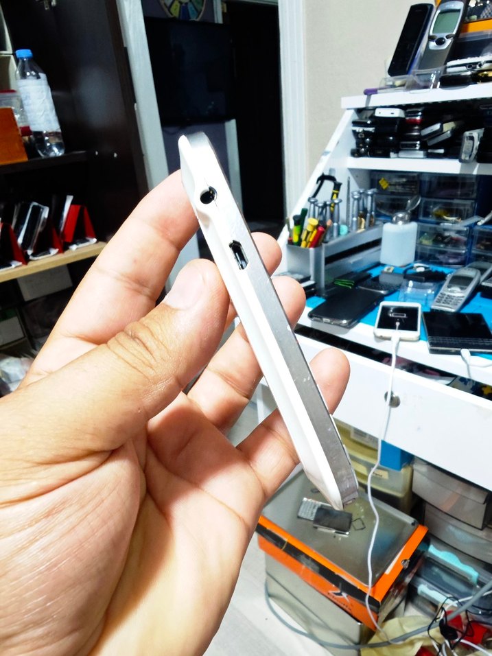 Beyaz BlackBerry Q10 Klavyeli Telefon - Görsel 4