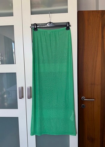 Transparan taş detay plaj eteği - Görsel 5