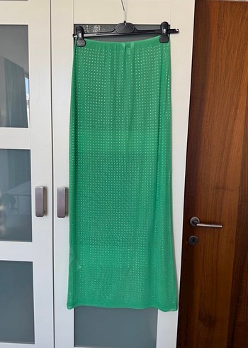 Transparan taş detay plaj eteği - Görsel 7