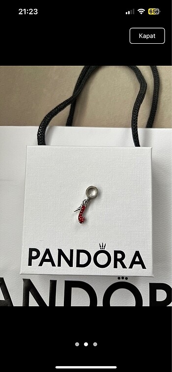 Pandora Topuklu ayakkabı şeklinde charm