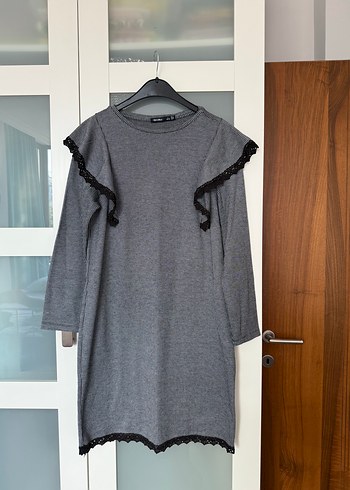 Bershka elbise