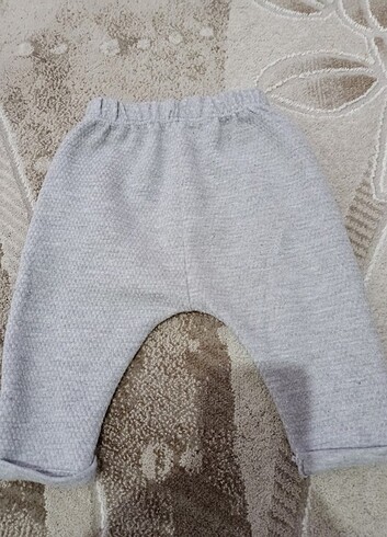 Düğmeli pantolon 