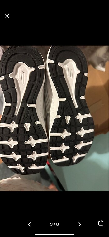 38 Beden Skechers koşu ayakkabısı
