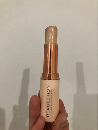Revolutıon stick foundatıon F6