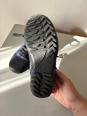 31 Beden Kinetix çocuk spor ayakkabı