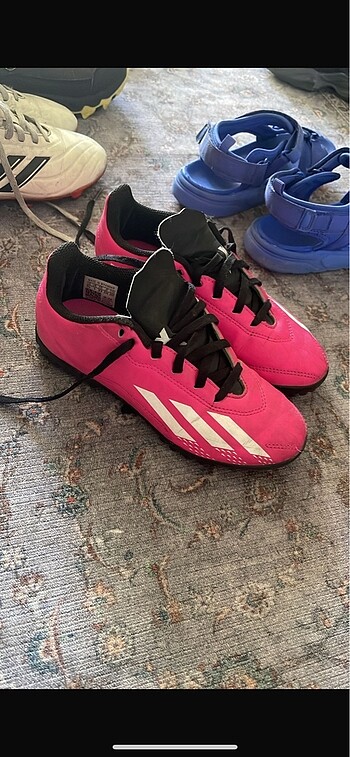 Adidas krampon