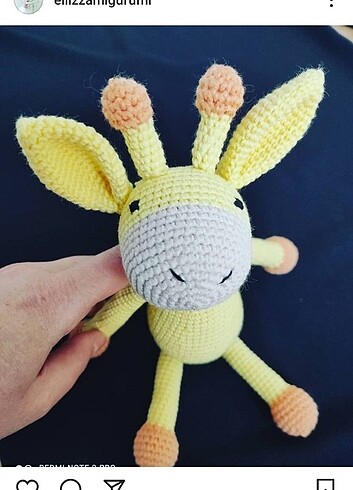 Amigurumi zurafa