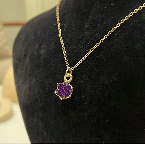 Diğer Lotus Çiçekli Kolye