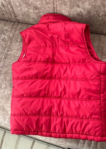 Kemer Detaylı Kırmızı Kadın Şişme Yelek - Görsel 4