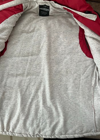 Kemer Detaylı Kırmızı Kadın Şişme Yelek - Görsel 5