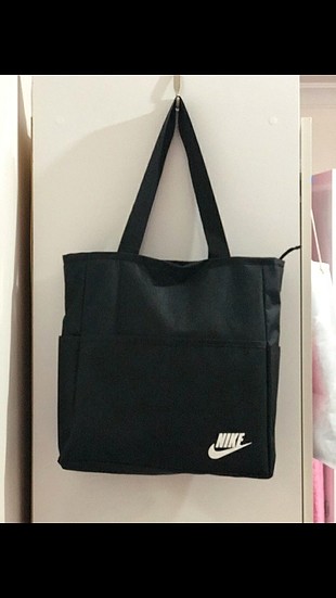 nike kol çantası