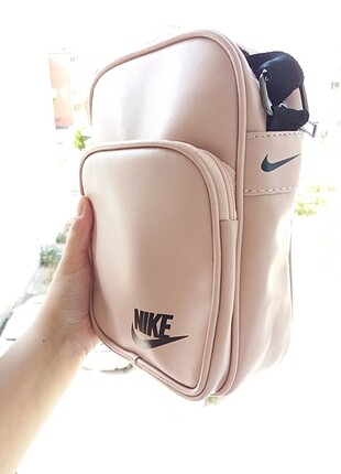 Nike çanta