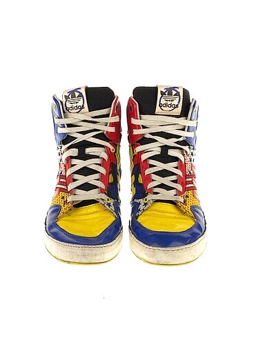 41,5 Beden Adidas Spor Ayakkabı %70 İndirimli.