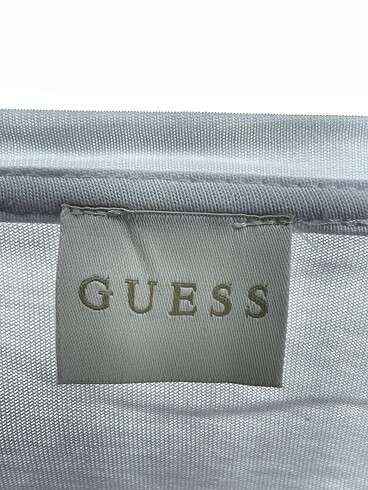 l Beden beyaz Renk Guess T-shirt %70 İndirimli.