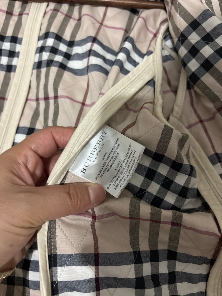 Burberry kapitone mont - Görsel 5