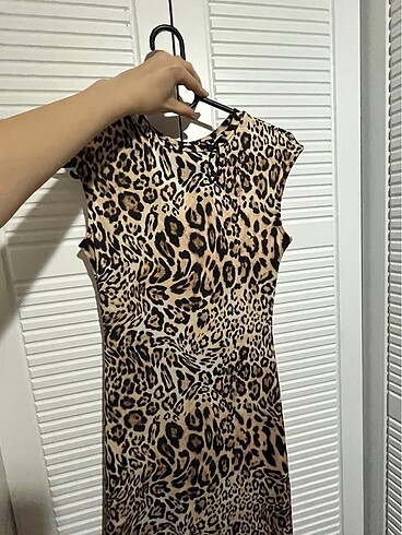 Leoparlı uzun elbise