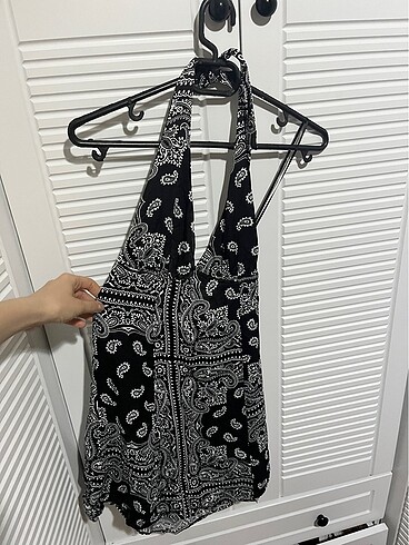 xs Beden siyah Renk Bershka saten elbise