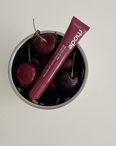 Beden Rhode Lip Tint raspberry jelly