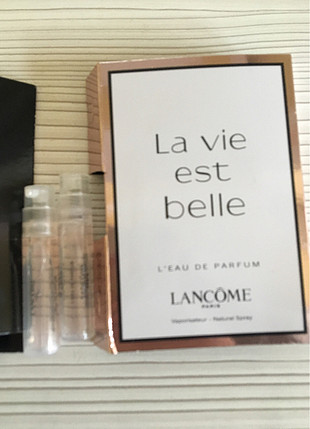 s Beden Lancome la Nuit tresor ve la vie eşte belle