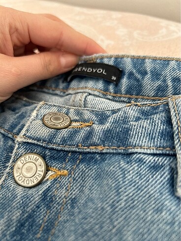Trendyol & Milla Temiz jean