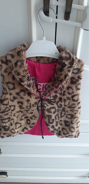 Leopar yelek