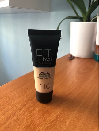 Fit Me Fondöten 110
