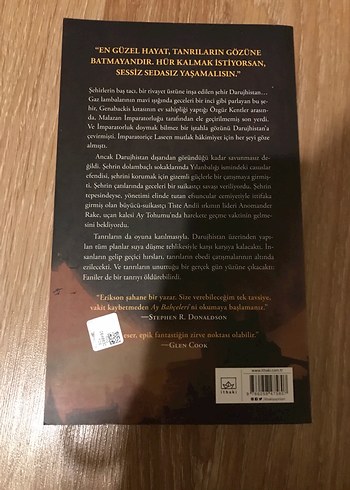 Steven Erikson - Ay Bahçeleri Romanı - Görsel 2