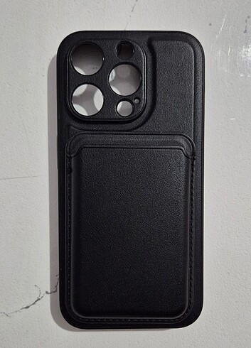 iPhone 15 Pro Kılıf - Kartlıklı