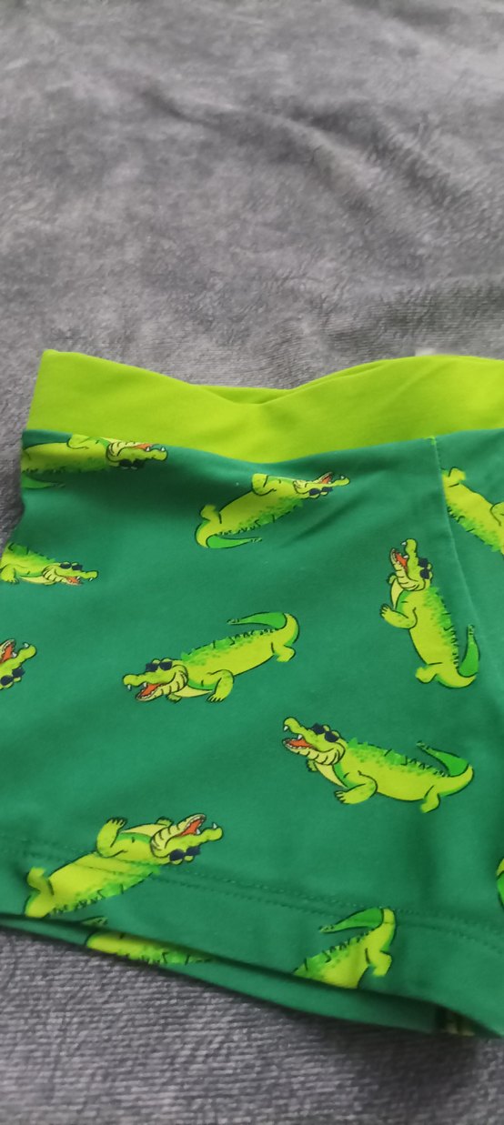 Erkek Çocuk Yeşil Timsah Desenli Mayo - Görsel 2