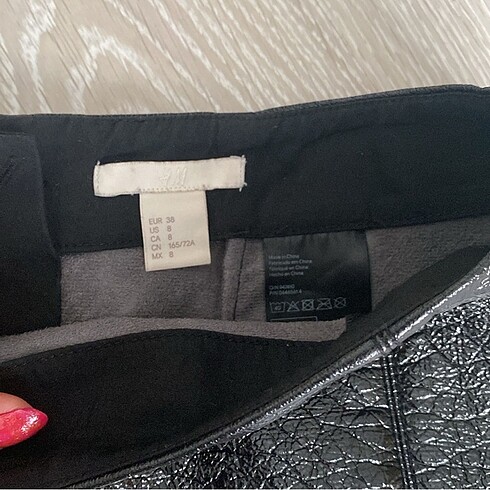 H&M Hm deri etek