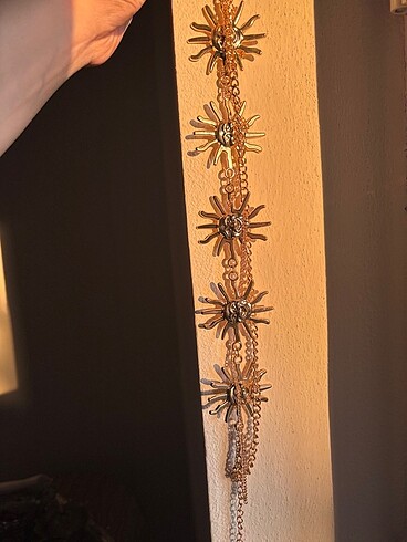 Gold güneş detaylı kemer