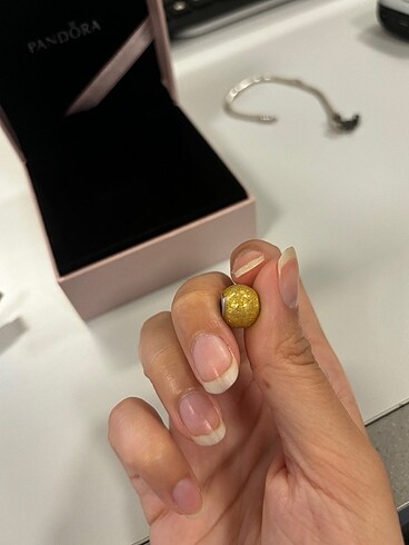 Pandora Pandora charm