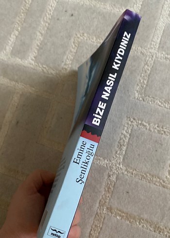 Bize Nasıl Kıydınız? - Emine Şenlikoğlu - Görsel 3