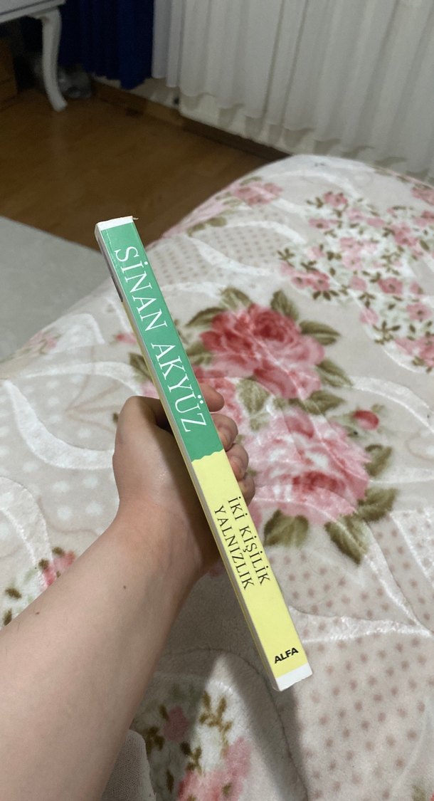 İki Kişilik Yalnızlık - Sinan Akyüz - Görsel 3