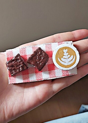 brownie magnet