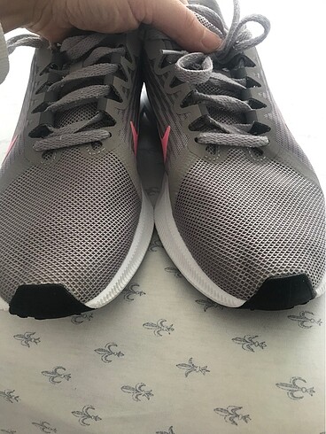 38 Beden gri Renk Orjinal sıfır ayarında nike
