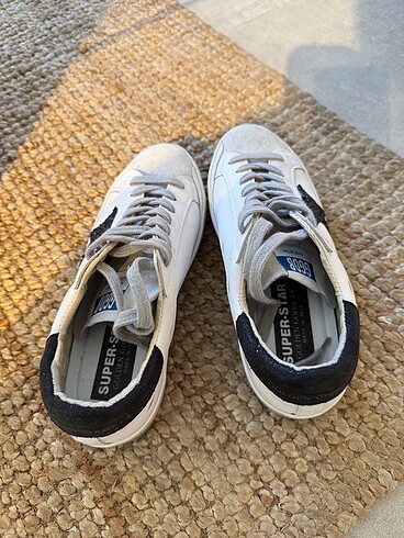 Golden Goose Deluxe Golden goos