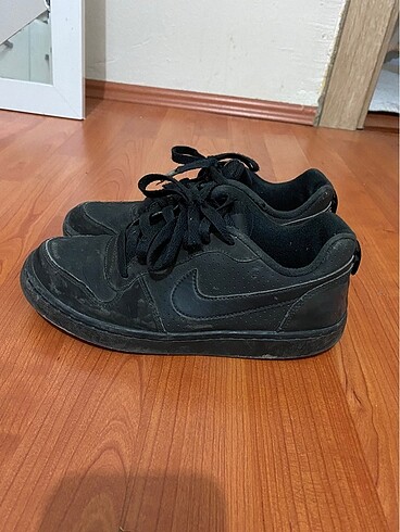Nike spor ayakkabı
