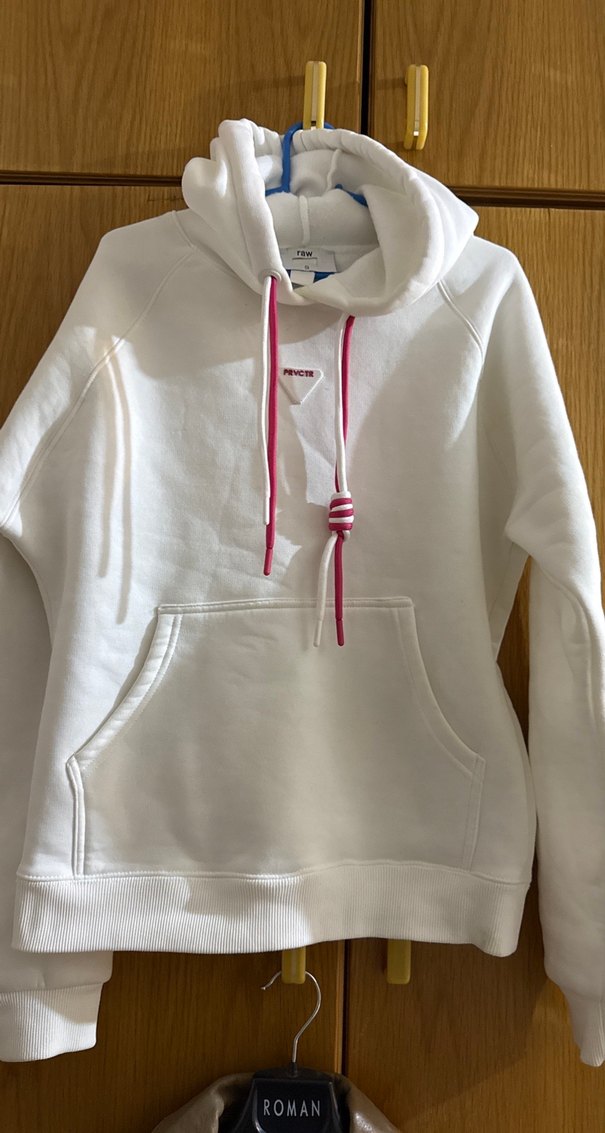 Beyaz Kapüşonlu Rahat Kesim Sweatshirt - Görsel 4