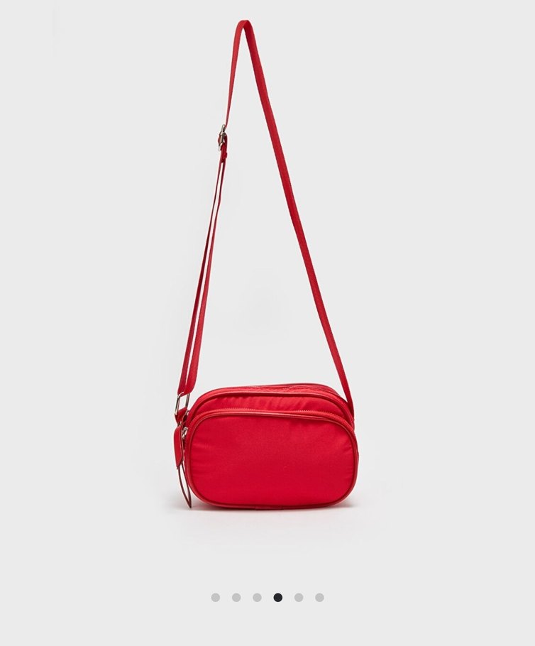 Kırmızı Çapraz Askılı Çanta - Görsel 3
